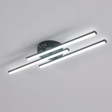 Lámpara LED de techo moderna y lineal en color negro, ideal para cocinas. Luz potente, diseño actual y bajo consumo